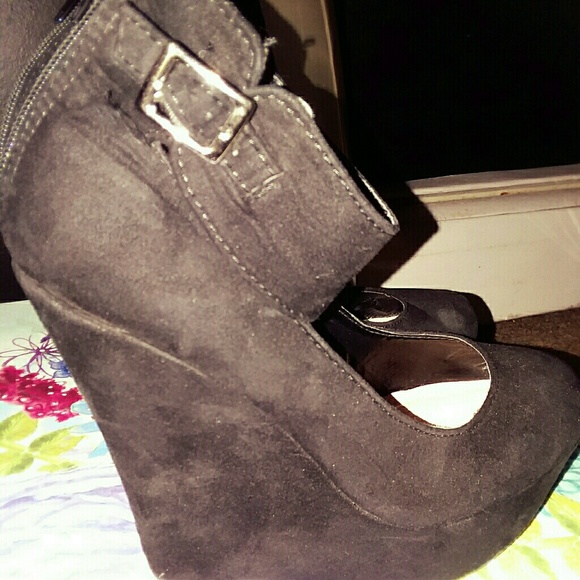 Forever 21 Shoes - Wedges